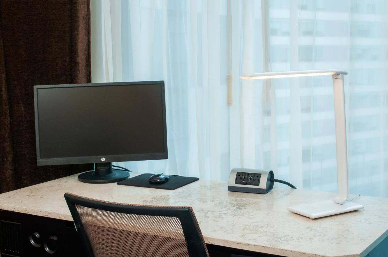 Belair Unique Mexico City Wtc, Trademark By Wyndham Exterior foto A modern LED desk lamp